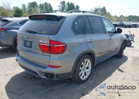 2011 BMW X5 xDrive35I/xDrive35I Premium/xDrive35I Sport Activity from USA, damaged, VIN 5UXZV4C53BL408421